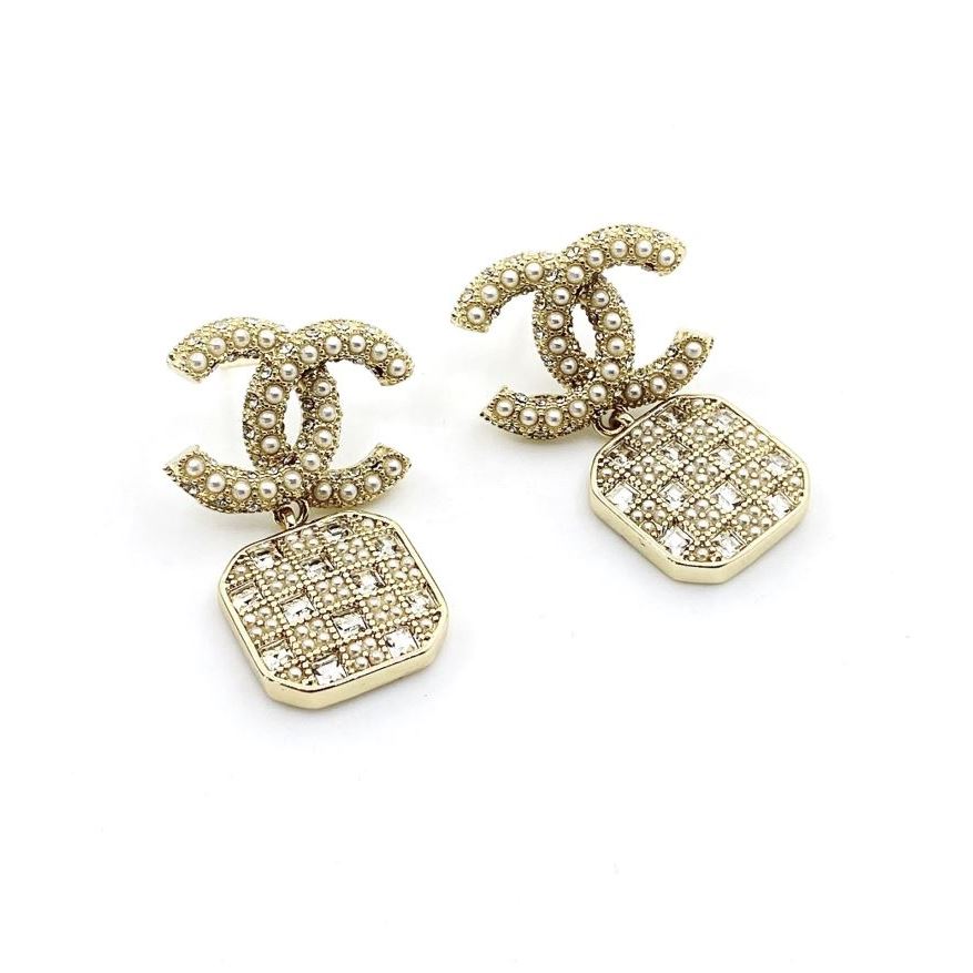 Chanel Earrings - Click Image to Close